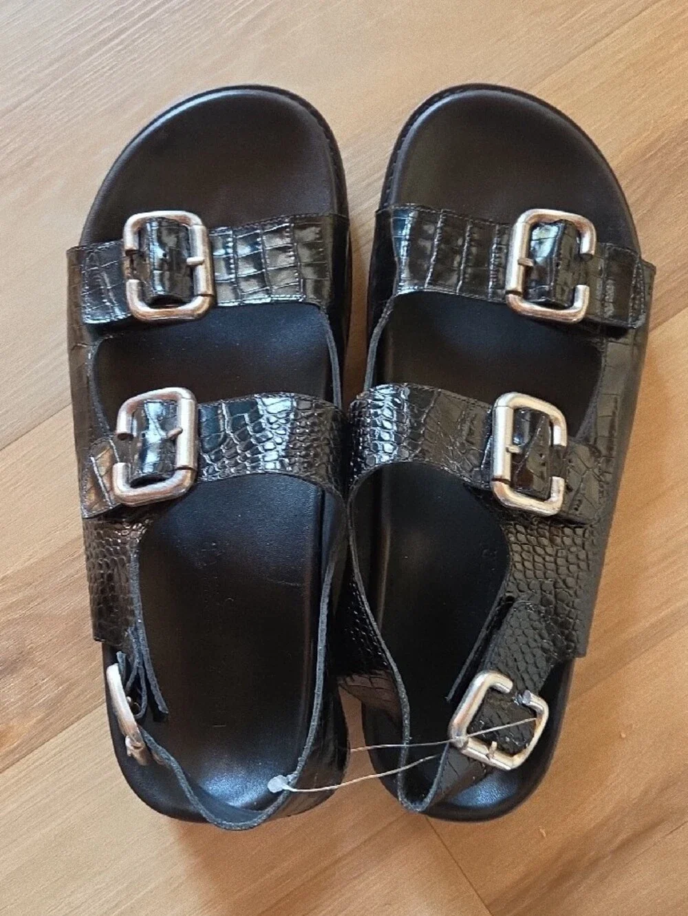 FREDA SALVADOR PIPER SANDALS SZ 10